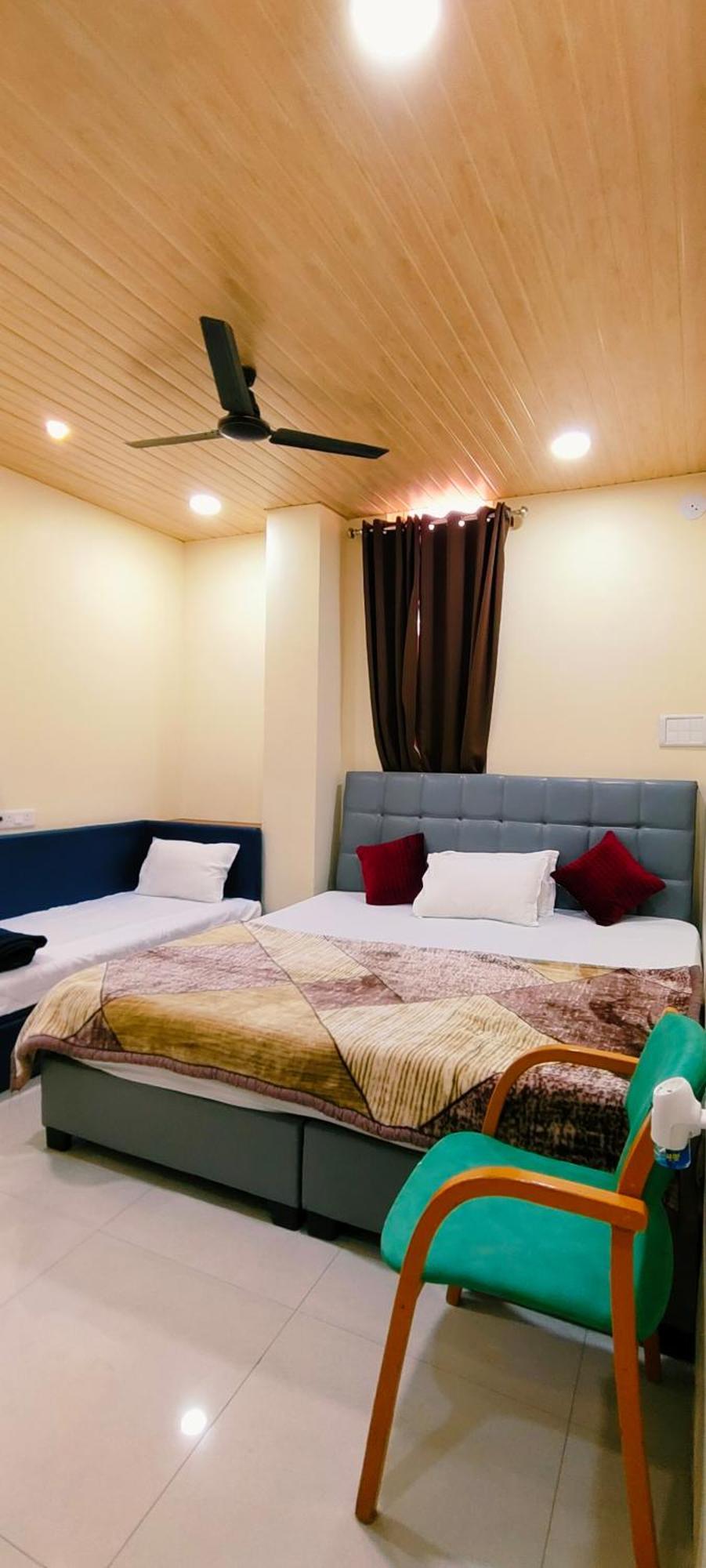 Shri Shiv Ganga Bhakt Niwas Hotel Ujjain Eksteriør billede