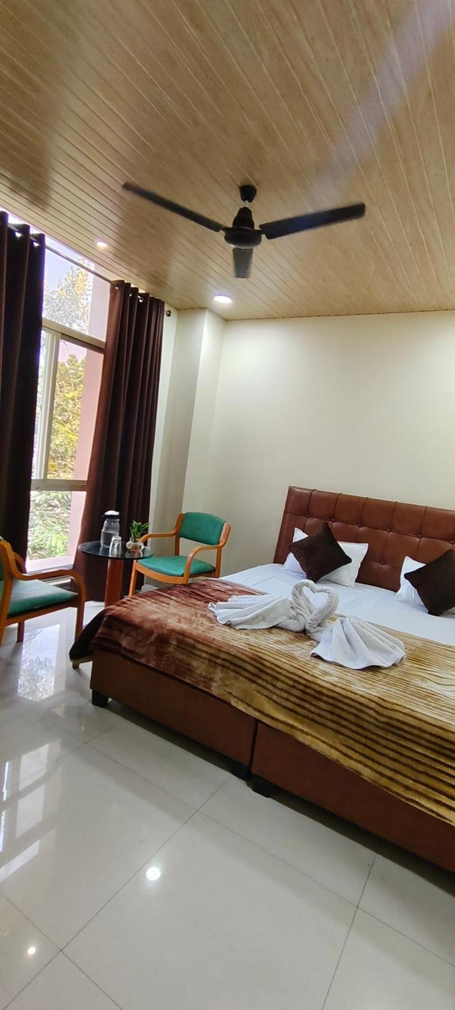 Shri Shiv Ganga Bhakt Niwas Hotel Ujjain Eksteriør billede