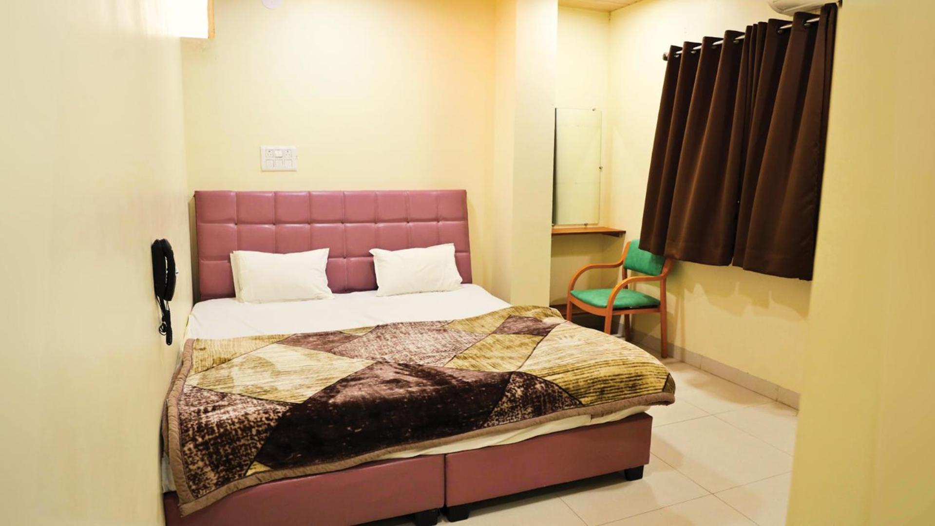 Shri Shiv Ganga Bhakt Niwas Hotel Ujjain Eksteriør billede